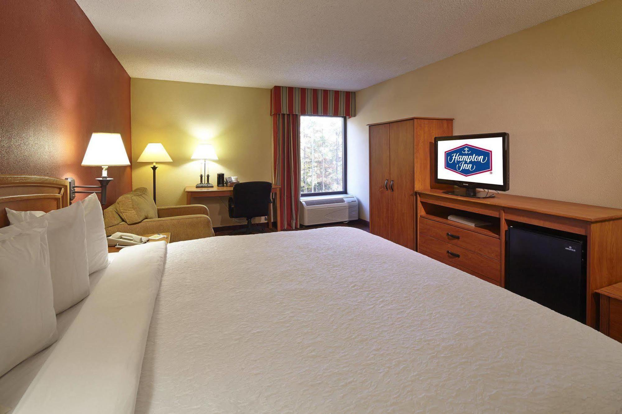 Comfort Inn Raleigh Midtown Экстерьер фото