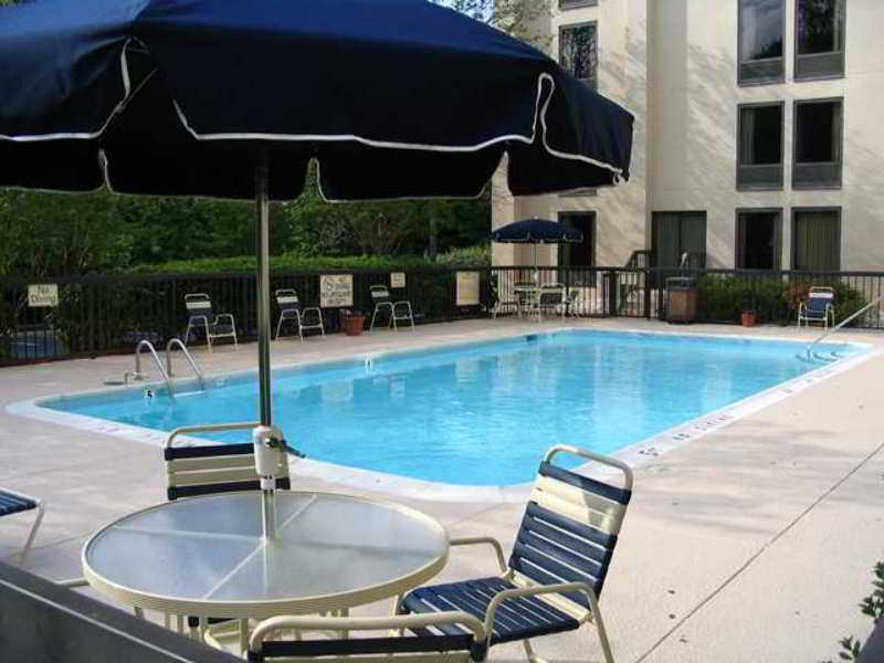 Comfort Inn Raleigh Midtown Удобства фото